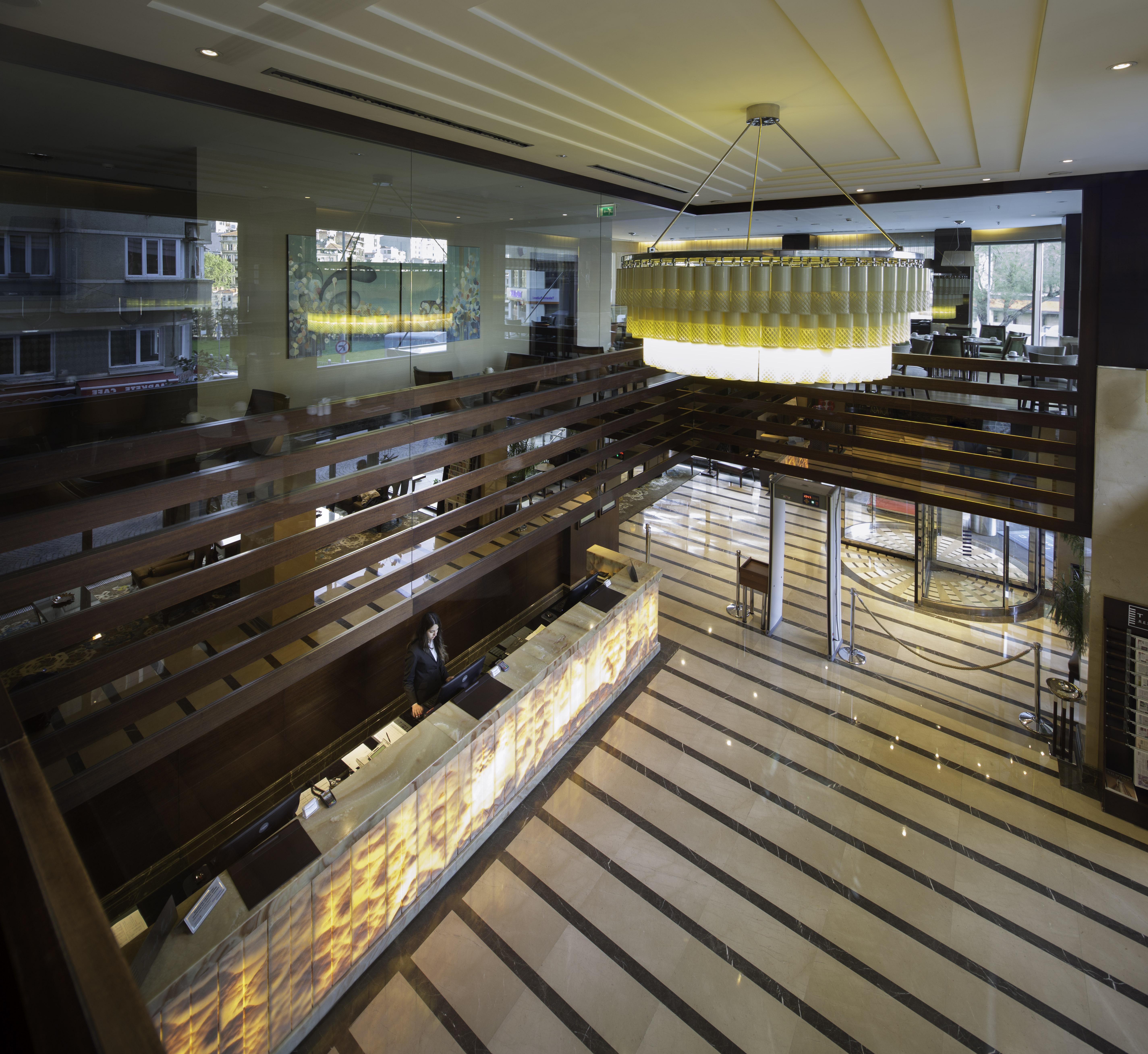 Titanic City Taksim Istanbul Exterior photo